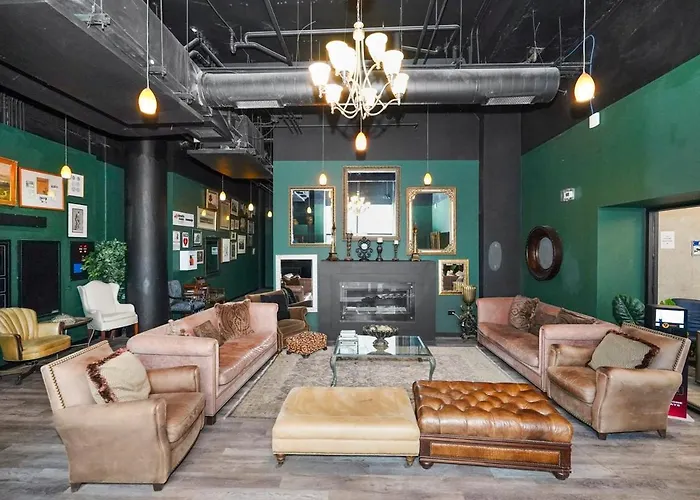 Chic Cozy 3br Michigan Avenue Spacious Close To Iconic Landmarks & Attractions *